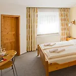 Hotel Garni Grundmuehle 3*